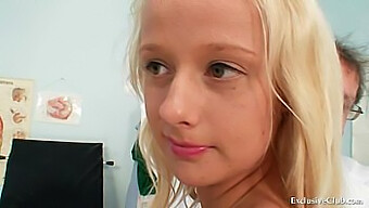 Kinky Vagina Exam Of A Beautiful Blonde