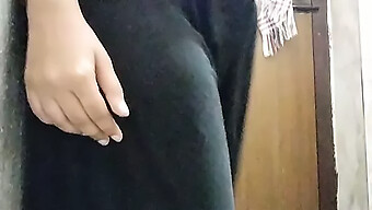 18-Year-Old Indian Wife Enjoys A Hot Finger Job