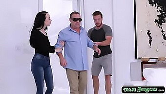 Masturbare Și Deepthroat În Acest Videoclip Gay Fierbinte