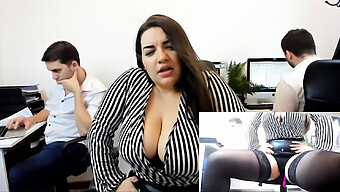 Alicia Poz Menikmati Dan Membangkitkan Nafsu Dengan Prestasi Webcamnya.