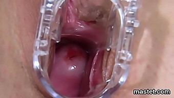 Extreme Vagina Gaping With Dildo For Your Pleasure