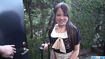 Japanische Schönheit Risa Oomomo Genießt Tiefen Blowjob Und Hardcore-Fick