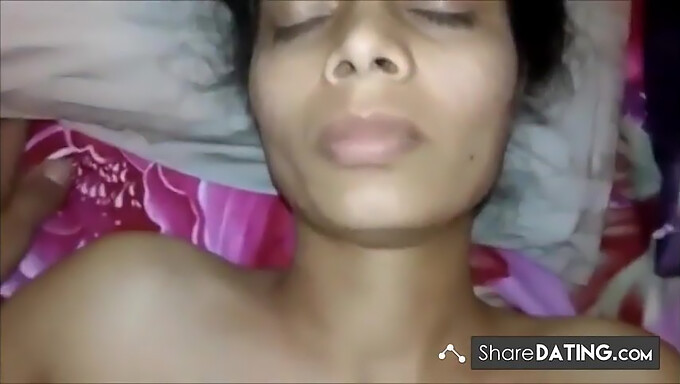 Alka Bhabhi Recibe Una Follada Anal De Su Marido