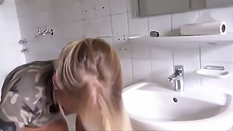 Tysk Blondine Får En Stor Pik Og Røv I Fantastisk Video