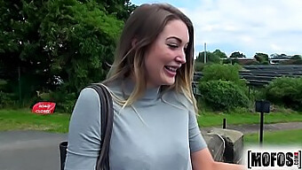 Tamara Grace Gets Pounded In Public By A Horny Fucker