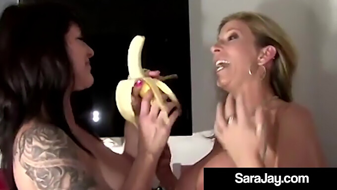 Sara Jay Und Daisy Rocks Tittenliebe In Hd-Video