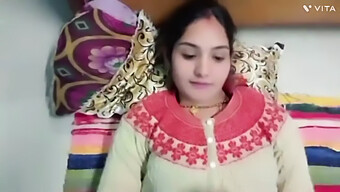 Bhabhi Ki Jabardast Chudai: Indická Nevlastní Matka Dostává Creampie Od Svého Nevlastního Bratra