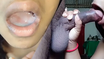 Sri Lankan Girlfriend Swallows A Mouthful Of Cum