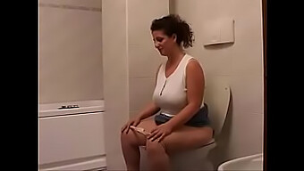 Italian Bbw Gets Down And Dirty In This Steamy Video