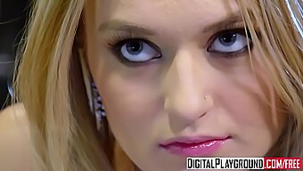 Pov Anale: Scopata Anale E Labbra Rosse Con La Bionda Johnny Castle E La Magra Natalia Starr